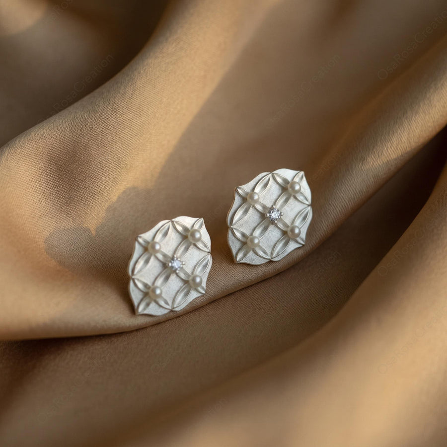 Deco Pearl Flower Studs