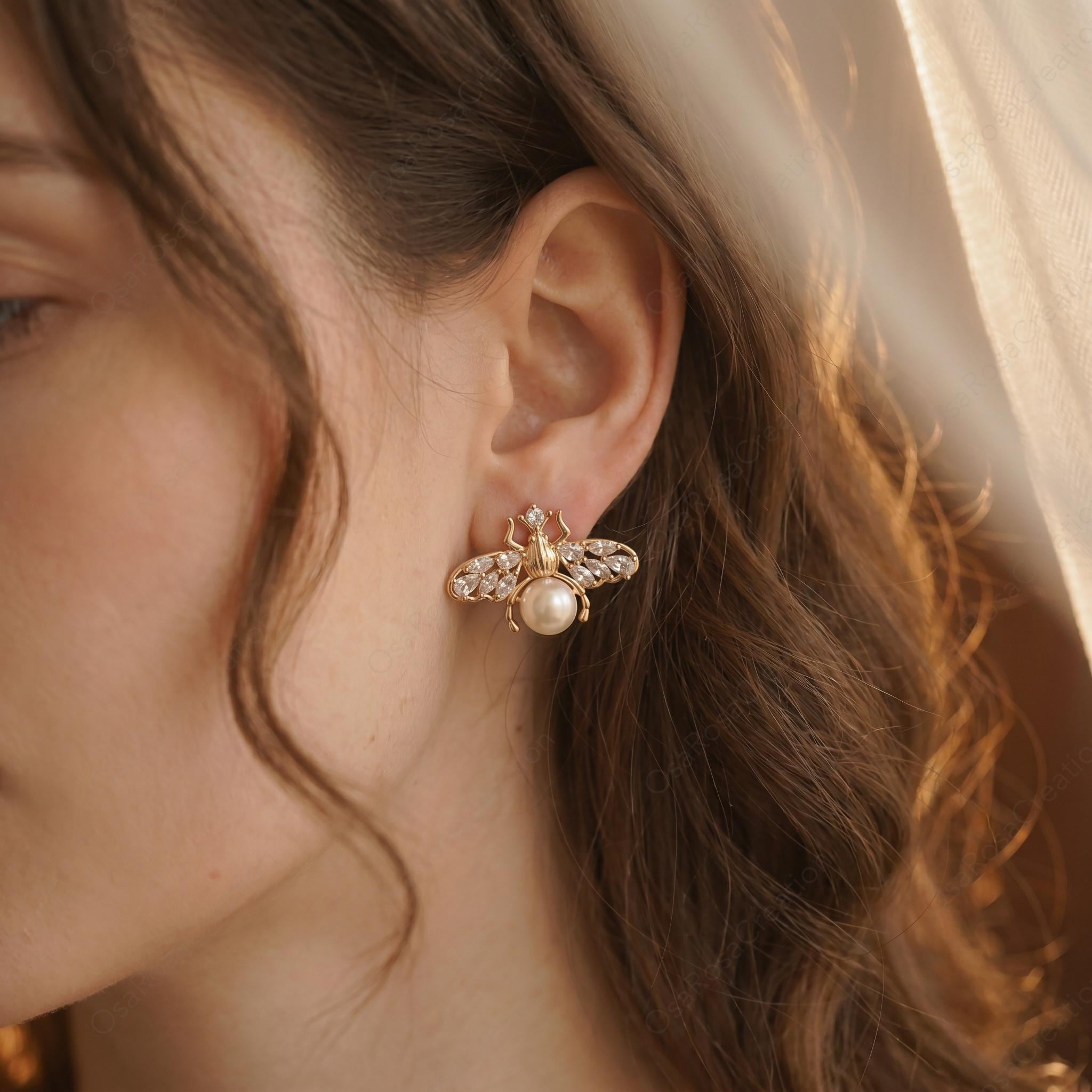 Vintage Inspired Pearl Bee Drop Earrings, Gold Botanical Insect Dangle Jewelry, Whimsical Nature Lover Gift, French Style Earring