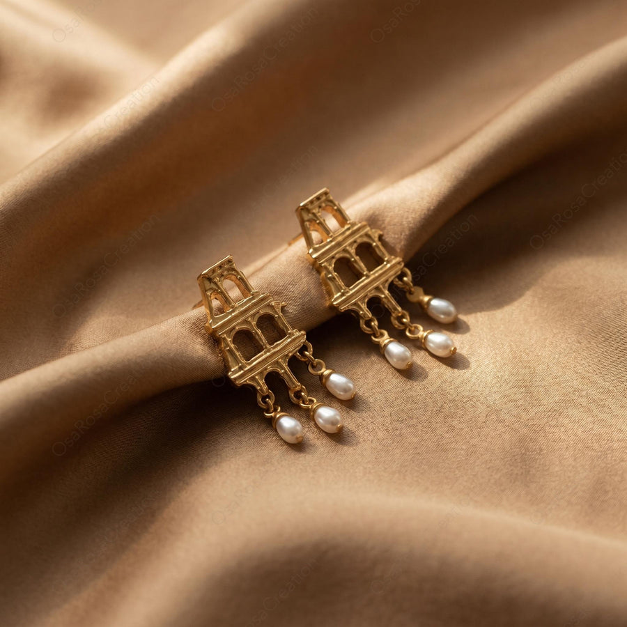 Colosseum Pearl Earrings