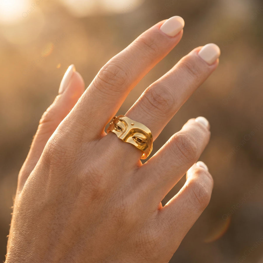 Abstract Face Ring