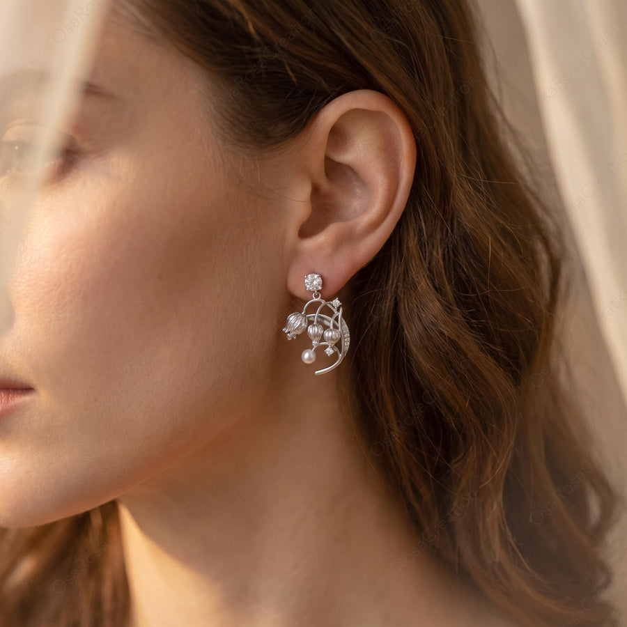 Silver Bellflower Pearl Earrings
