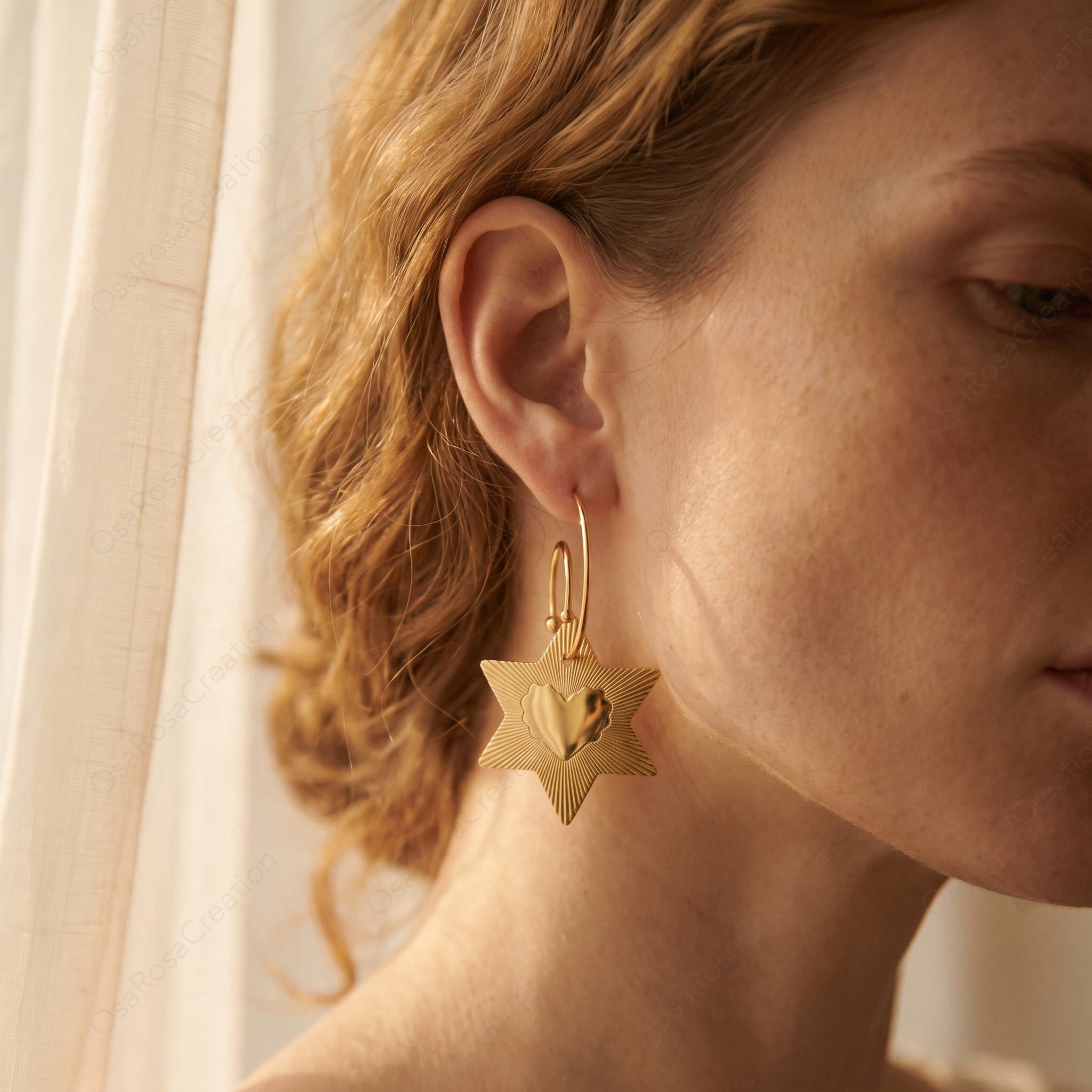 Gold Star Heart Hoop Earrings, Vintage Sunburst Celestial Dangle Jewelry