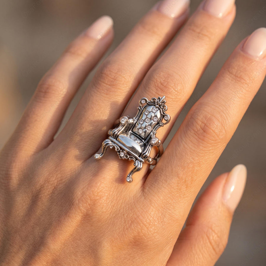 Baroque Throne Ring