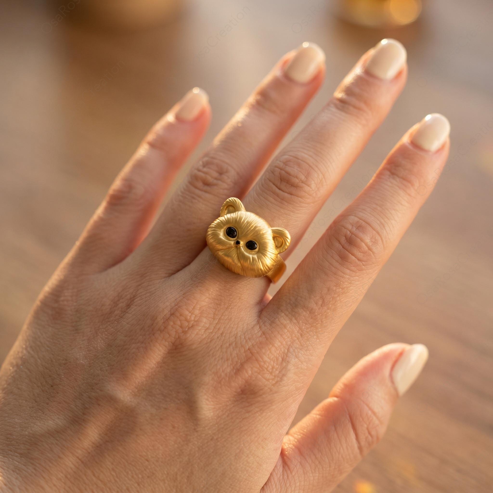 Sculptural Gold Cat Ring, Textured Feline Statement Jewelry, Artistic Animal Ring